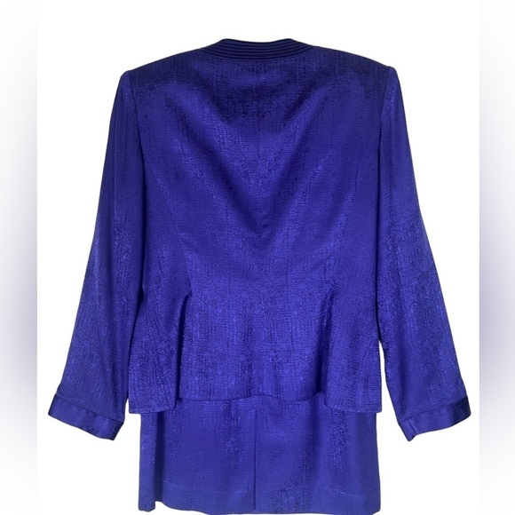 Vintage Adrianna Papell 2 Piece Suit 100% Silk Size 10 Purple Button Down - Picture 2 of 13